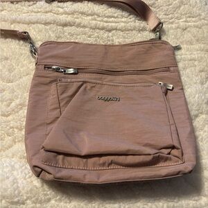 Baggallini  Rose Crossbody Bag